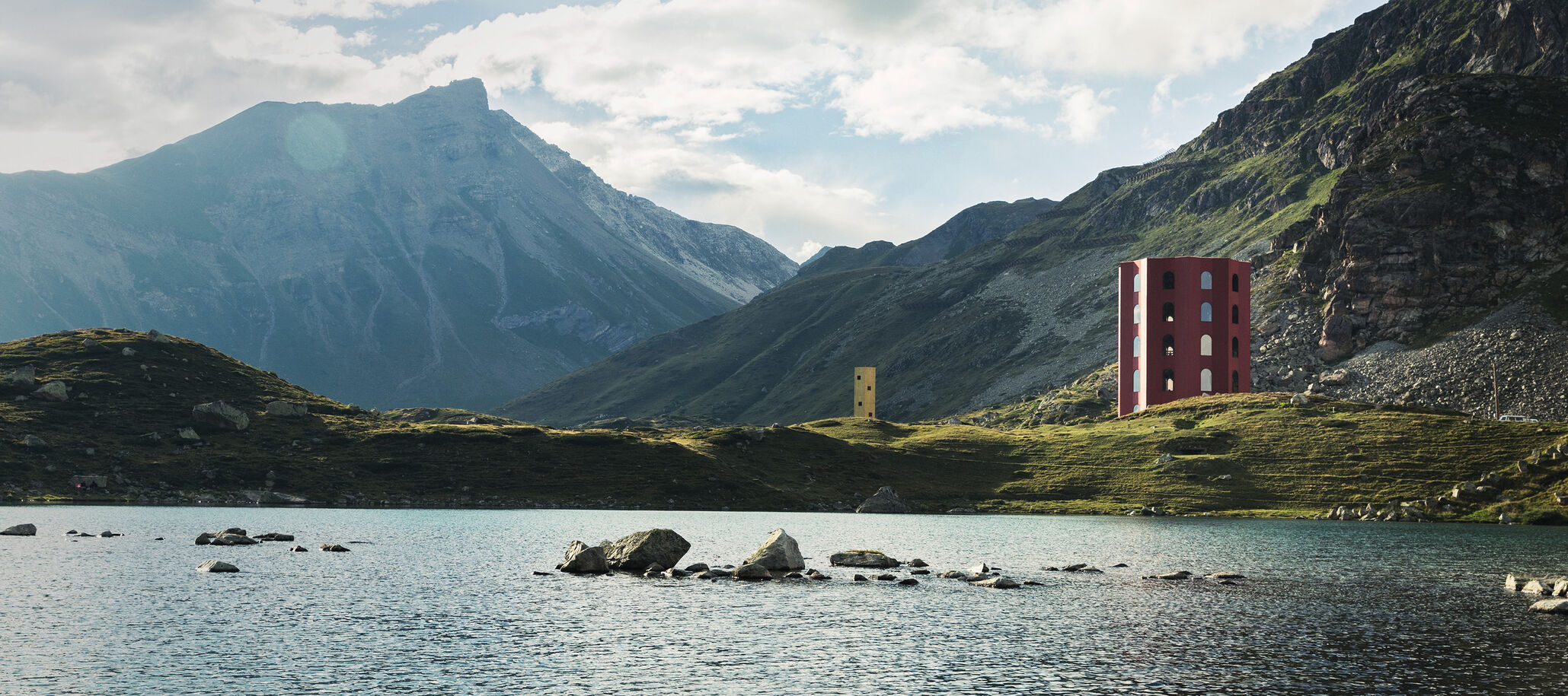 Ein Holzbauwerk auf 2300 Metern Höhe vereint Natur und Kultur auf Zeit Origen Theatergebäude «Julierturm»